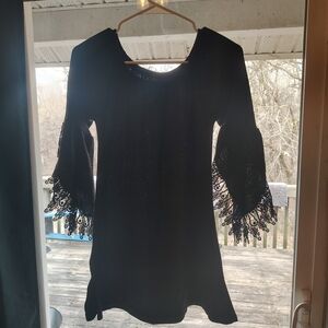 WinWin Black Lace Tunic